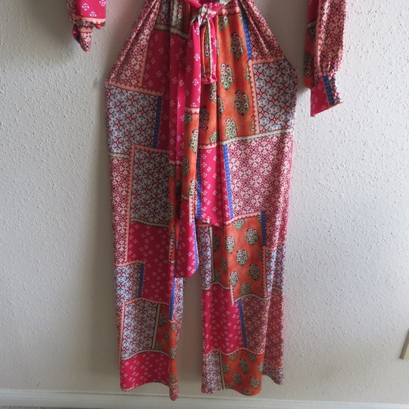 BRAND NEW Jumpsuit with elastic and waist tie - Picture 2 of 5